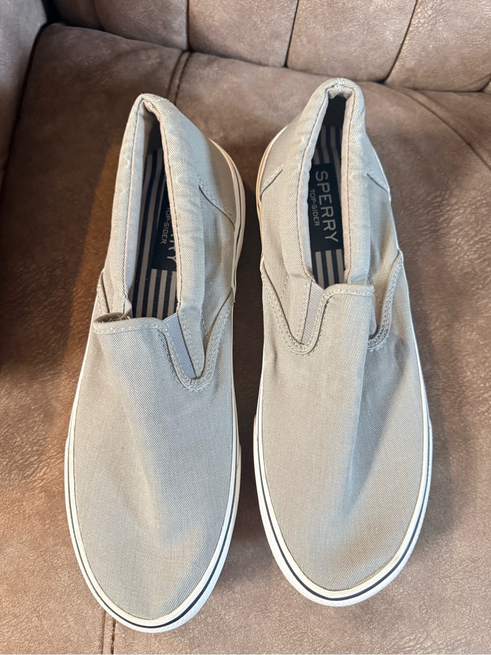 Sperry Men’s Slip-On Canvas Loafers in Light Gray